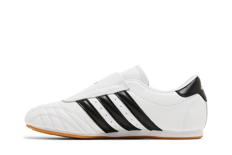 Кроссовки adidas Wmns Taekwondo 'White Black Gum'