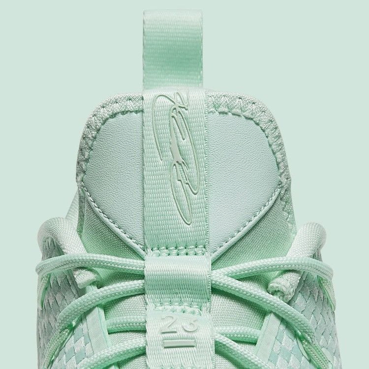lebron-14-low-mint-878635-300_06