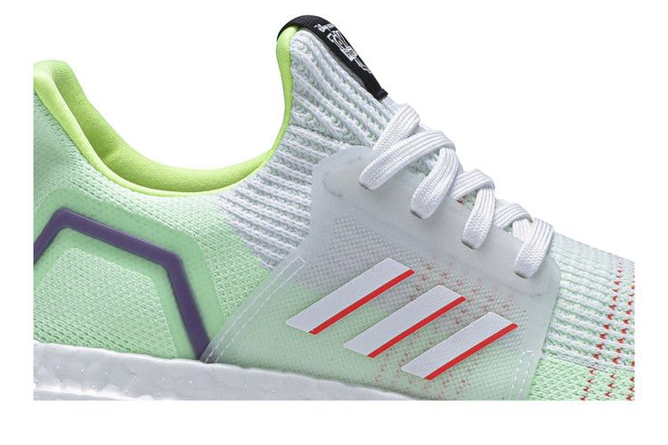 toy-story-4-x-ultraboost-19-c-buzz-lightyear-ee6657_01