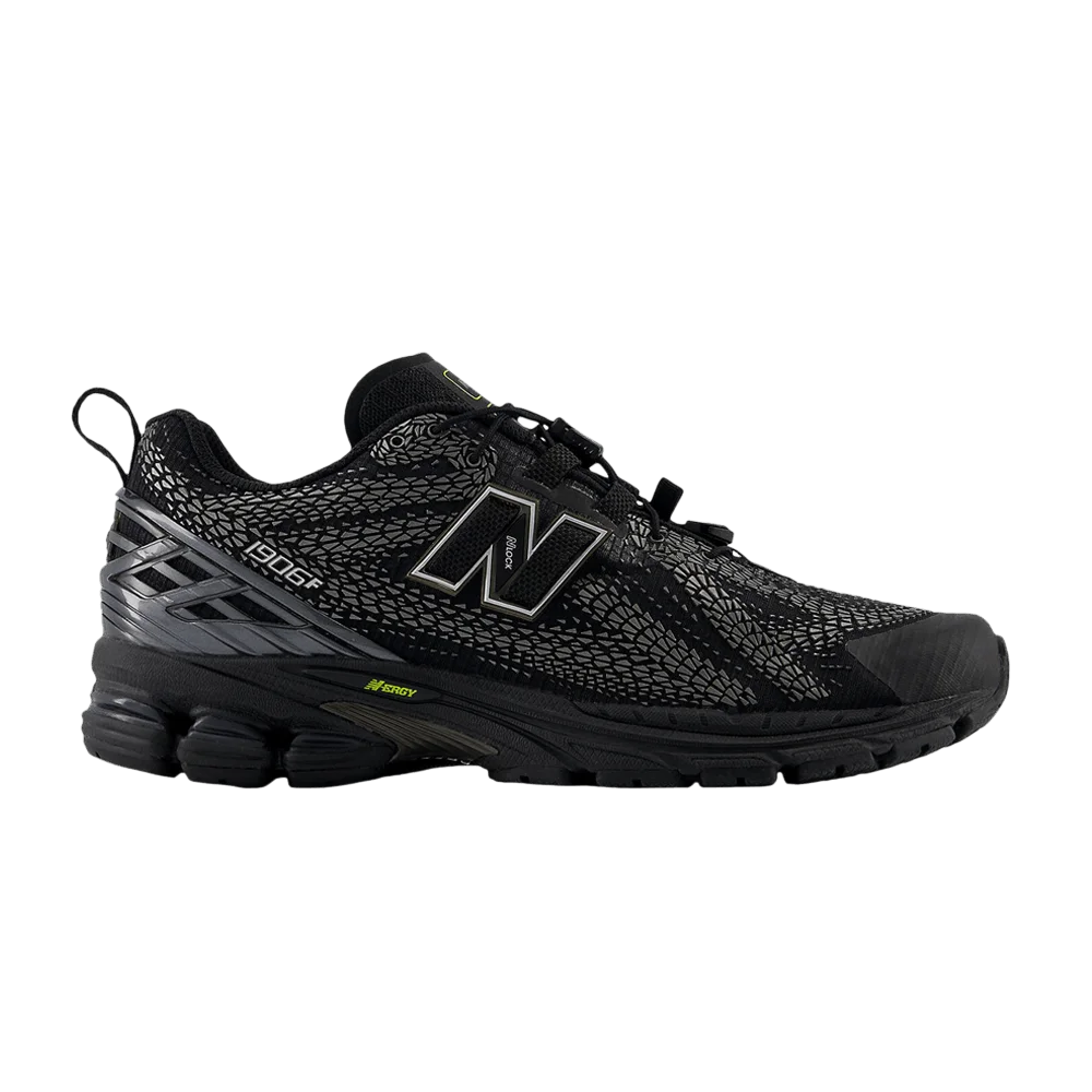 Кроссовки New Balance 1906R 'Black White Alkaline Green'