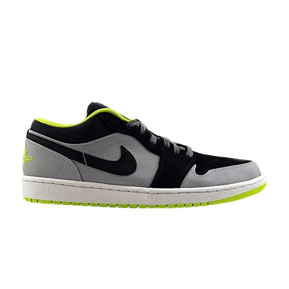 Krossovki-Air-Jordan-1-Low-Venom-Green