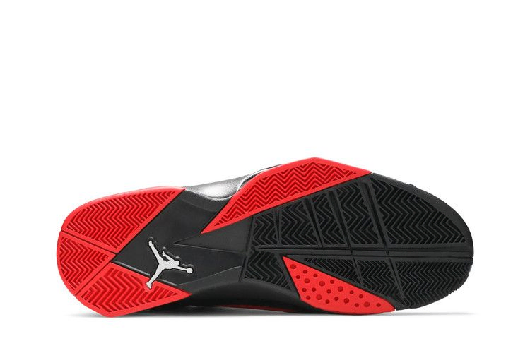Кроссовки Air Jordan True Flight 'Black University Red'