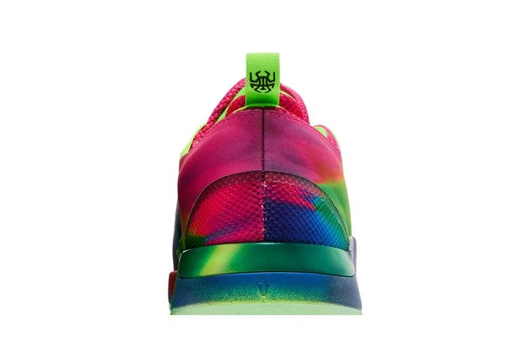 Krossovki-Adidas-D.O.N.-Issue-5-Tie-Dye-6