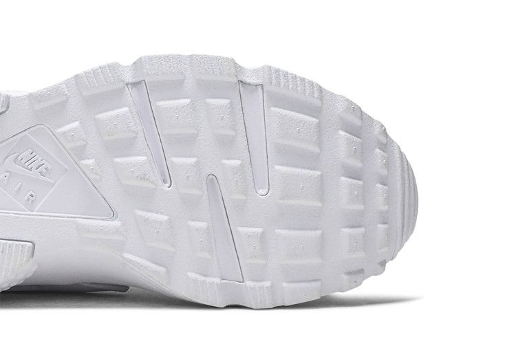 wmns-air-huarache-run-634835-108_04