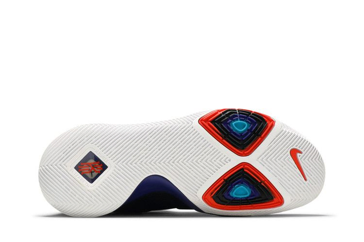 kyrie-3-kyrache-light-852396-007_03