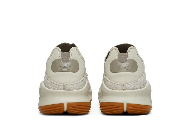 Кроссовки Under Armour Curry 4 Low GS 'Beige Gum'
