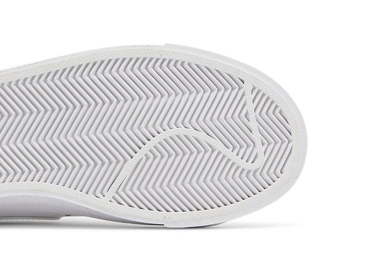 Кроссовки Nike Wmns Blazer '77 Vintage Mid 'Triple White'