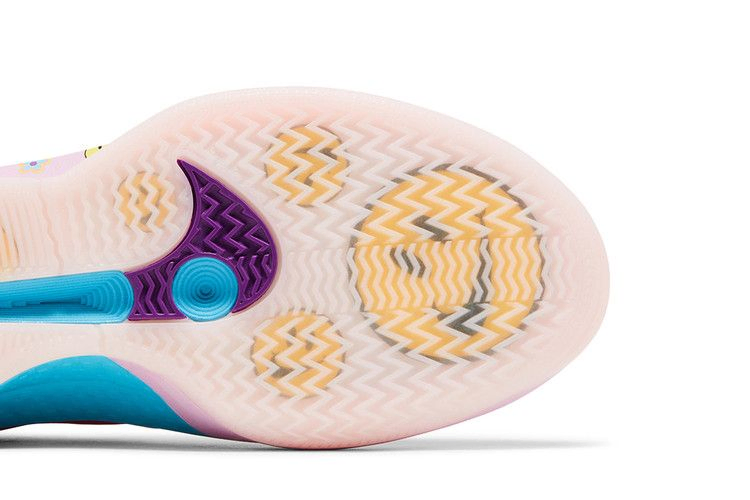 Кроссовки Nike Wmns Sabrina 2 'Doernbecher 2025'