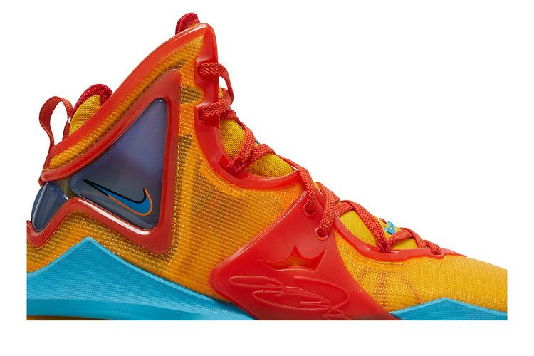 Кроссовки Space Jam x Nike LeBron 19 'Tune Squad'