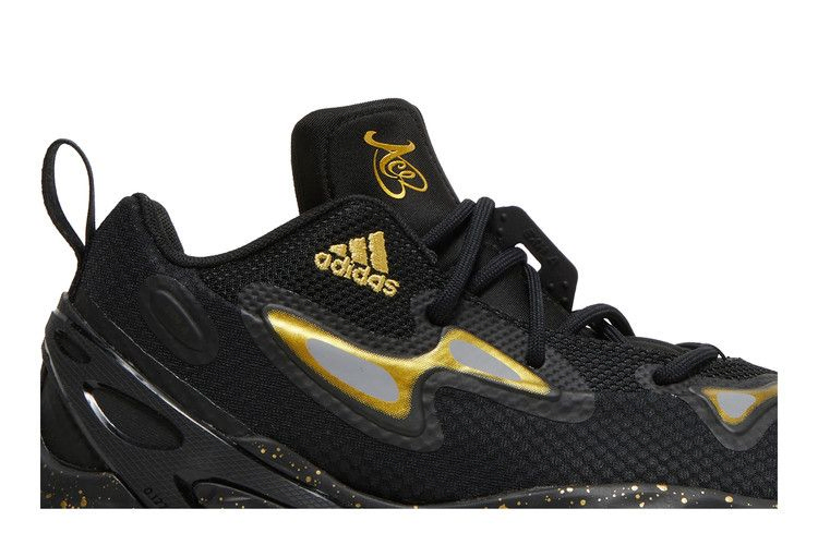 candace-parker-x-wmns-exhibit-a-black-gold-gy0993_01