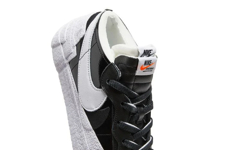 Krossovki-sacai-x-Nike-Blazer-Low-Black-Patent-9