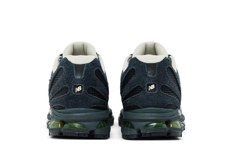 Krossovki-Stone-Island-x-New-Balance-ABZORB-1890-Deep-Forest-5
