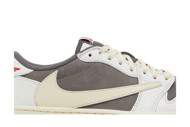 Кроссовки Travis Scott x Air Jordan 1 Retro Low OG 'Reverse Mocha' Sample