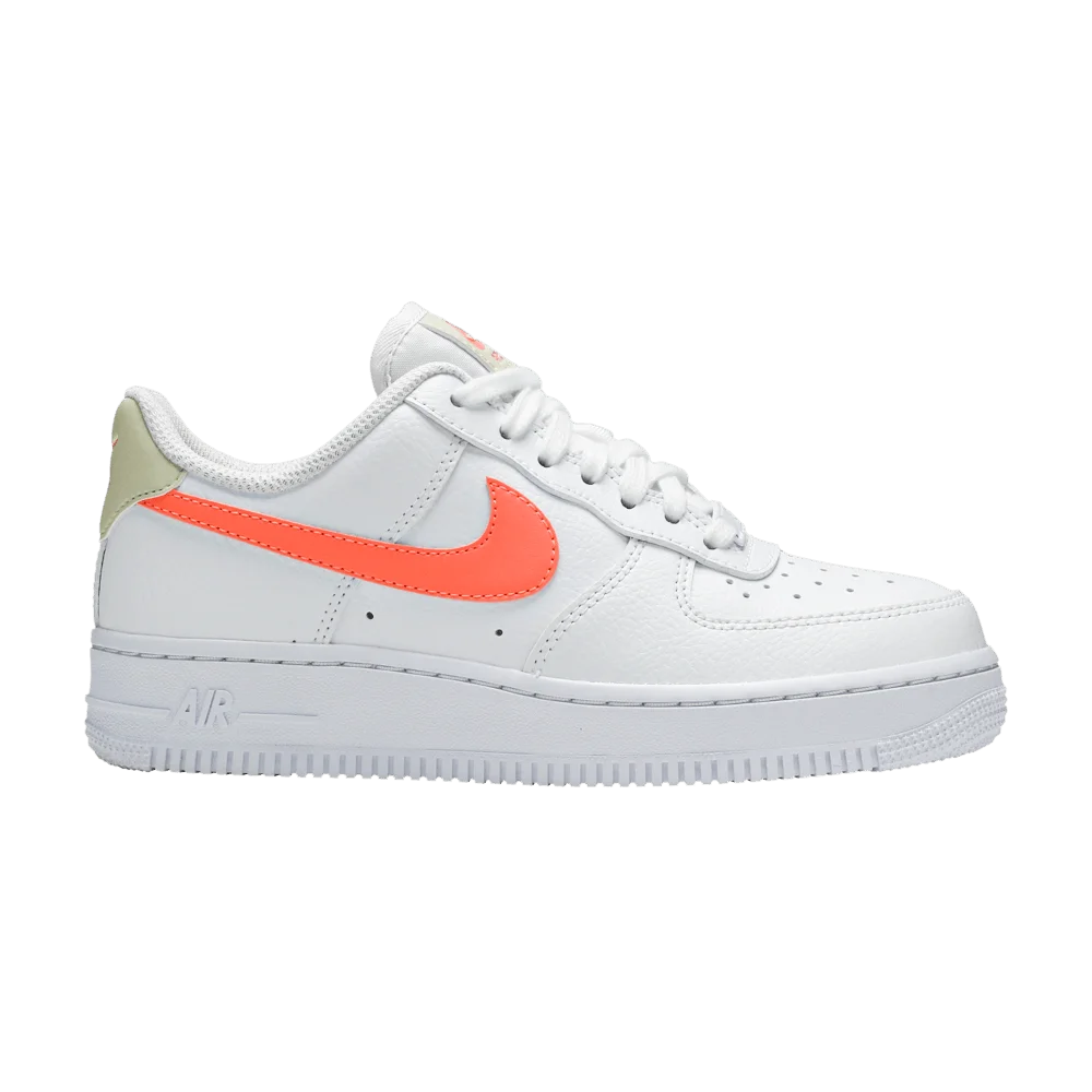 Krossovki-Nike-Wmns-Air-Force-1-07-Atomic-Pink