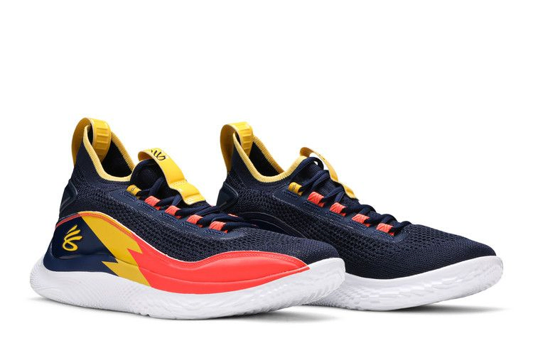 curry-flow-8-oakland-forever-3024472-404_07