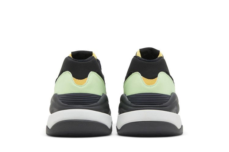 Кроссовки New Balance 57/40 'Black Vibrant Spring Glow'