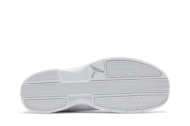 jordan-te-2-low-white-pure-platinum-ao1696-111_03