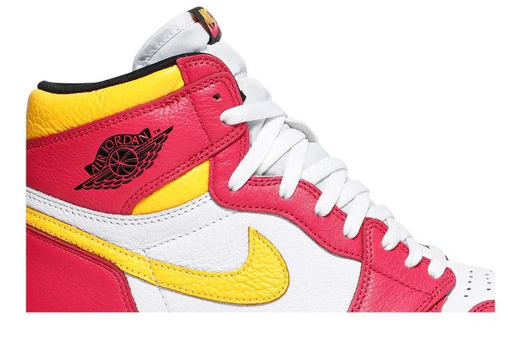 Кроссовки Air Jordan 1 Retro High OG 'Light Fusion Red'