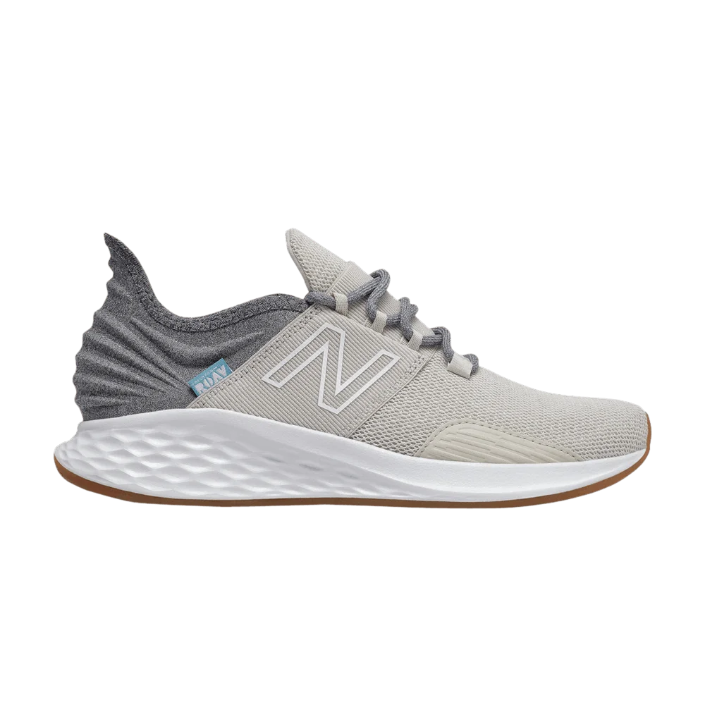Krossovki-New-Balance-Wmns-Fresh-Foam-Roav-Tee-Shirt-Moonbeam-Aluminum