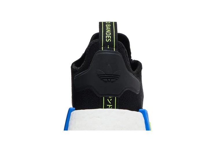 Krossovki-Indigo-Herz-x-adidas-NMD_R1-Into-the-Metaverse-Black-6