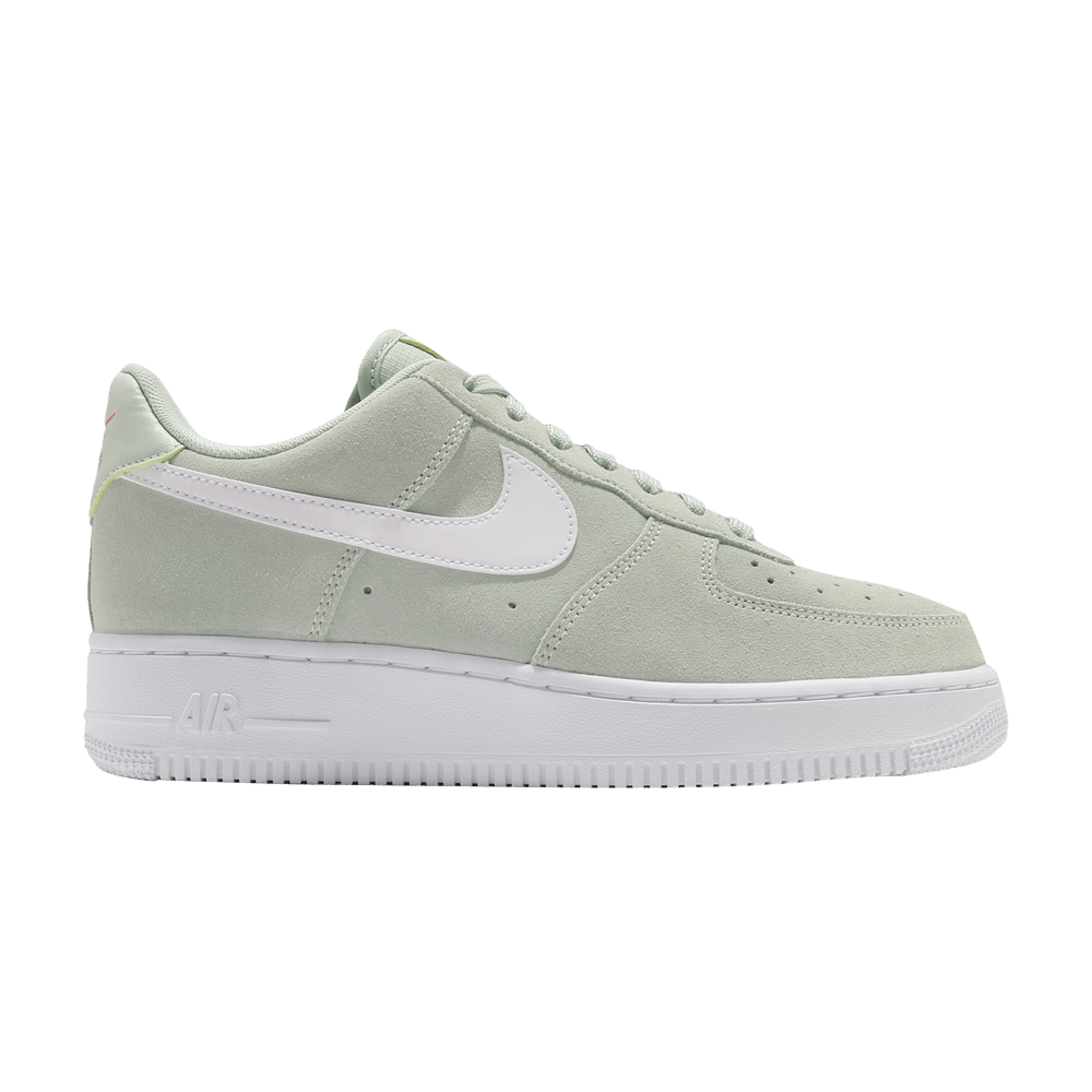 wmns-air-force-1-frost-green-cv3026-300