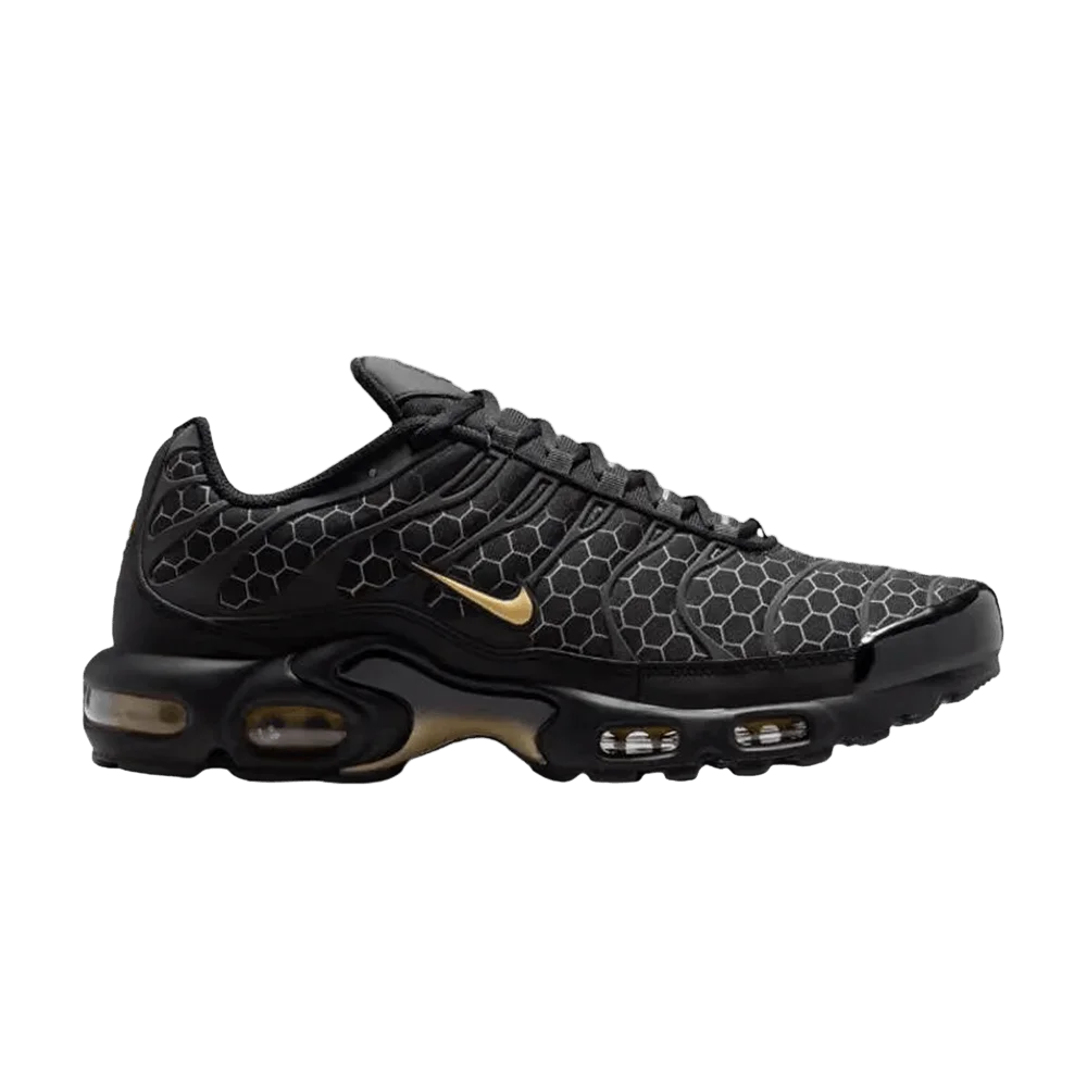 Krossovki-Nike-Air-Max-Plus-Honey