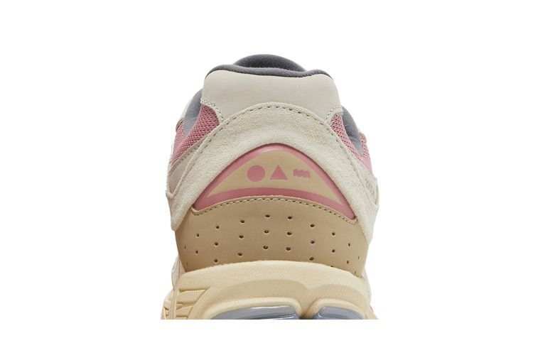 Кроссовки New Balance 2002R 'Hiking Pack - Beige'