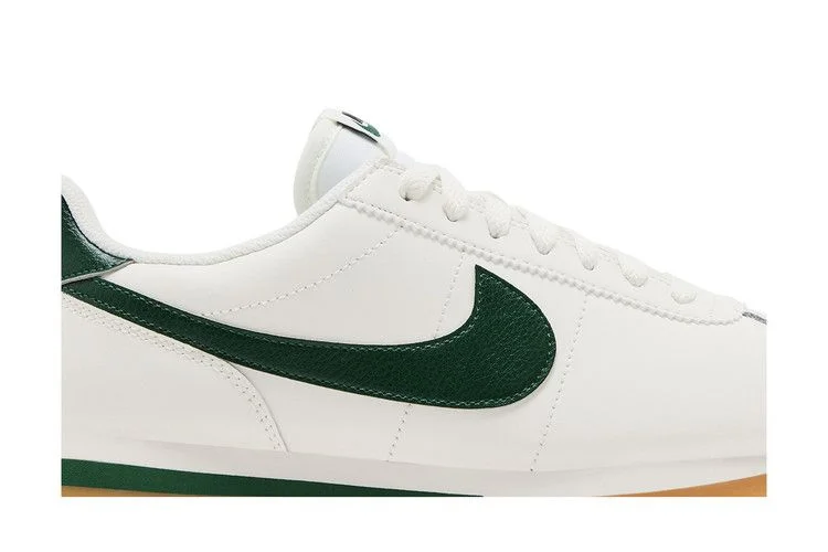 Krossovki-Nike-Wmns-Cortez-Sail-Fir-Gum-1