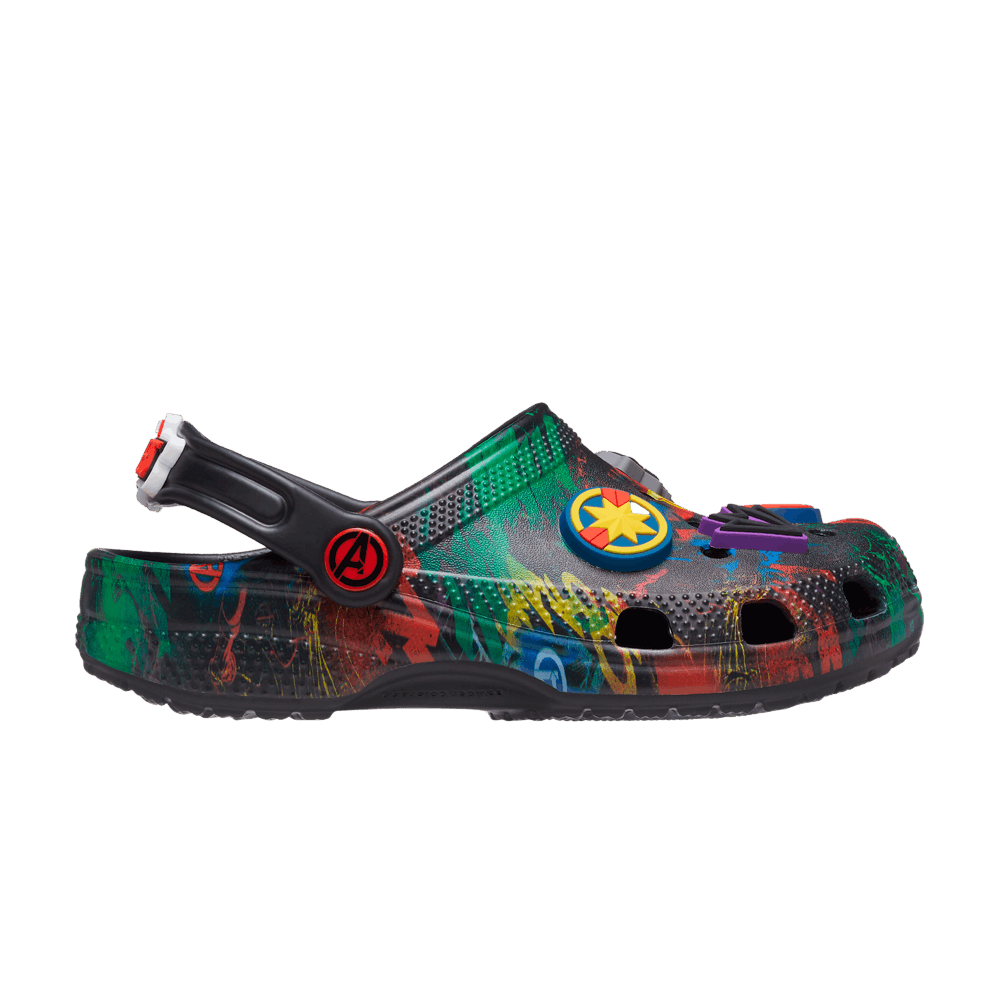 Кроссовки Crocs Marvel x Classic Clog Kids 'All-Over Avengers Graphics'