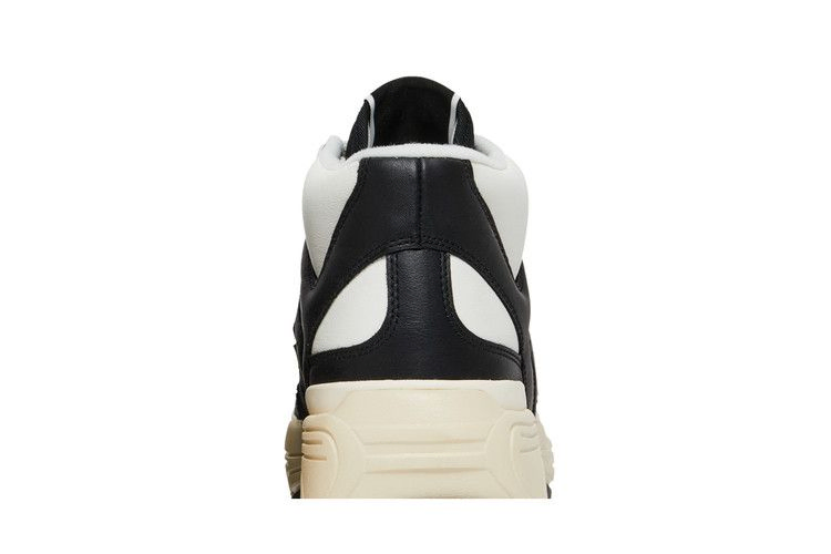 weapon-cx-mid-black-white-171556c_06