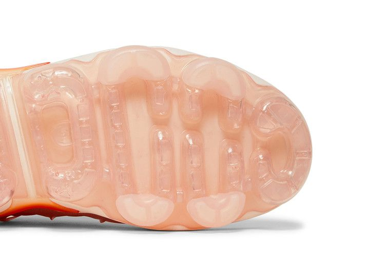 Кроссовки Nike Wmns Air VaporMax Plus 'Guava Ice'