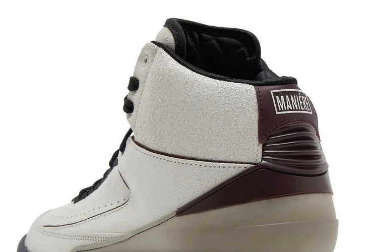 Krossovki-A-Ma-Maniere-x-Air-Jordan-2-Retro-SP-Airness-9