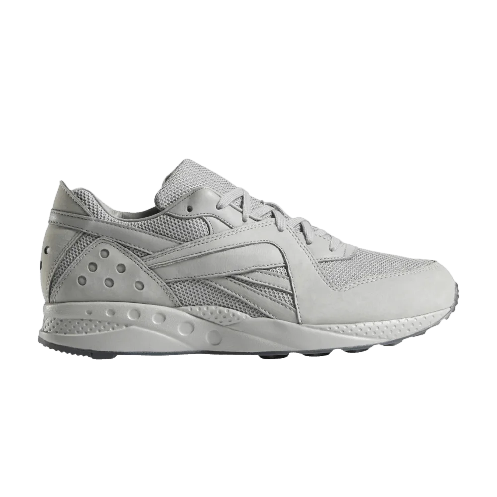 Krossovki-Reebok-Pyro-True-Grey