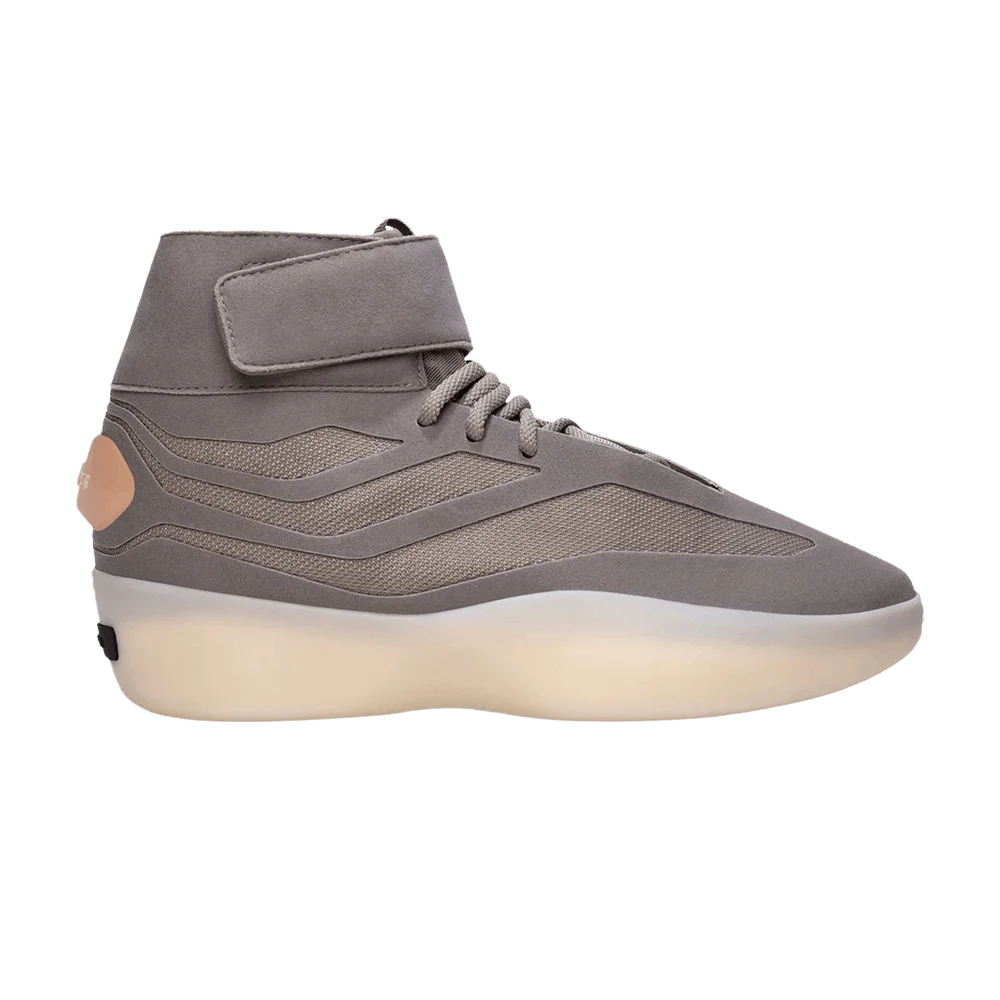 Кроссовки Fear of God Athletics x adidas II BASKETBALL High 'Putty Beige'