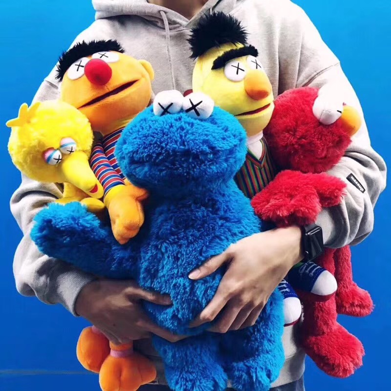 KAWS-x-Sesame-Street-Toys-6