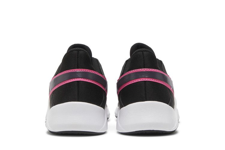 Кроссовки Nike Wmns Legend Essential 2 'Black Hyper Pink'