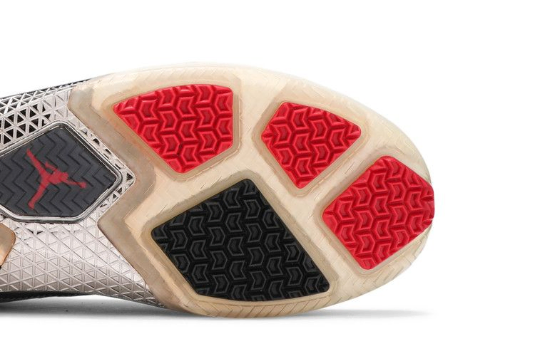 air-jordan-22-315299-001_04