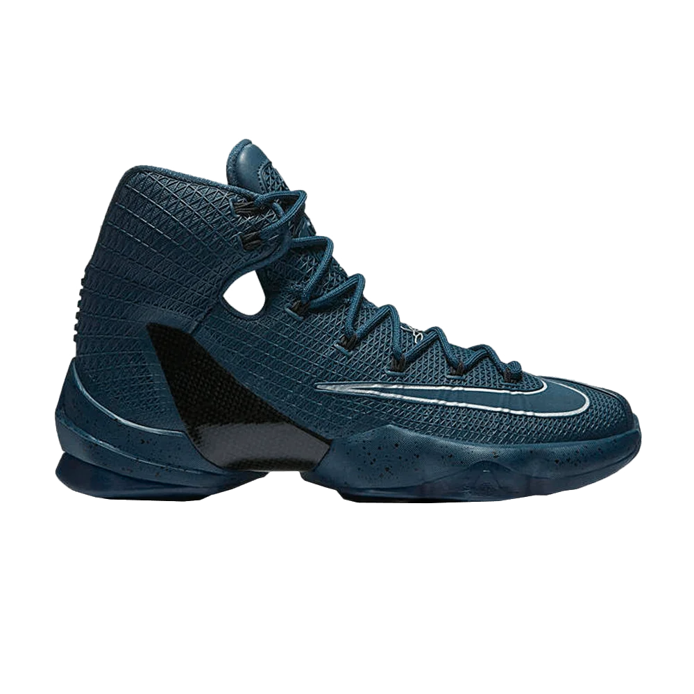 Krossovki-Nike-LeBron-13-Elite-Limited-Built-for-Battle