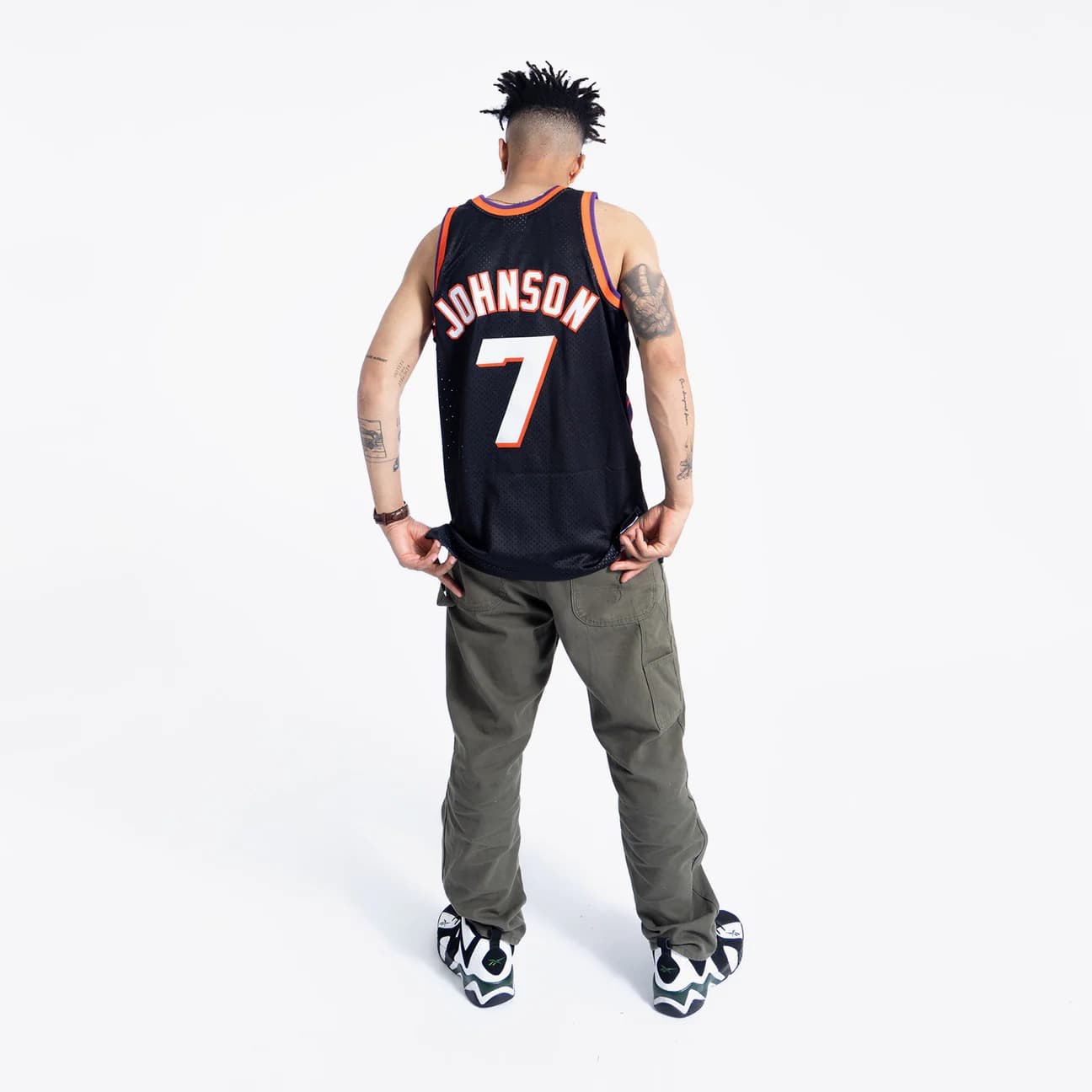 1996-97-Phoenix-Suns-Kevin-Johnson-7-Swingman-Hardwood-Classics-Black-Jersey-4