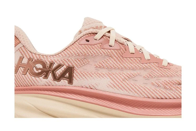 Krossovki-HOKA-Wmns-Clifton-9-Sandstone-Cream-1