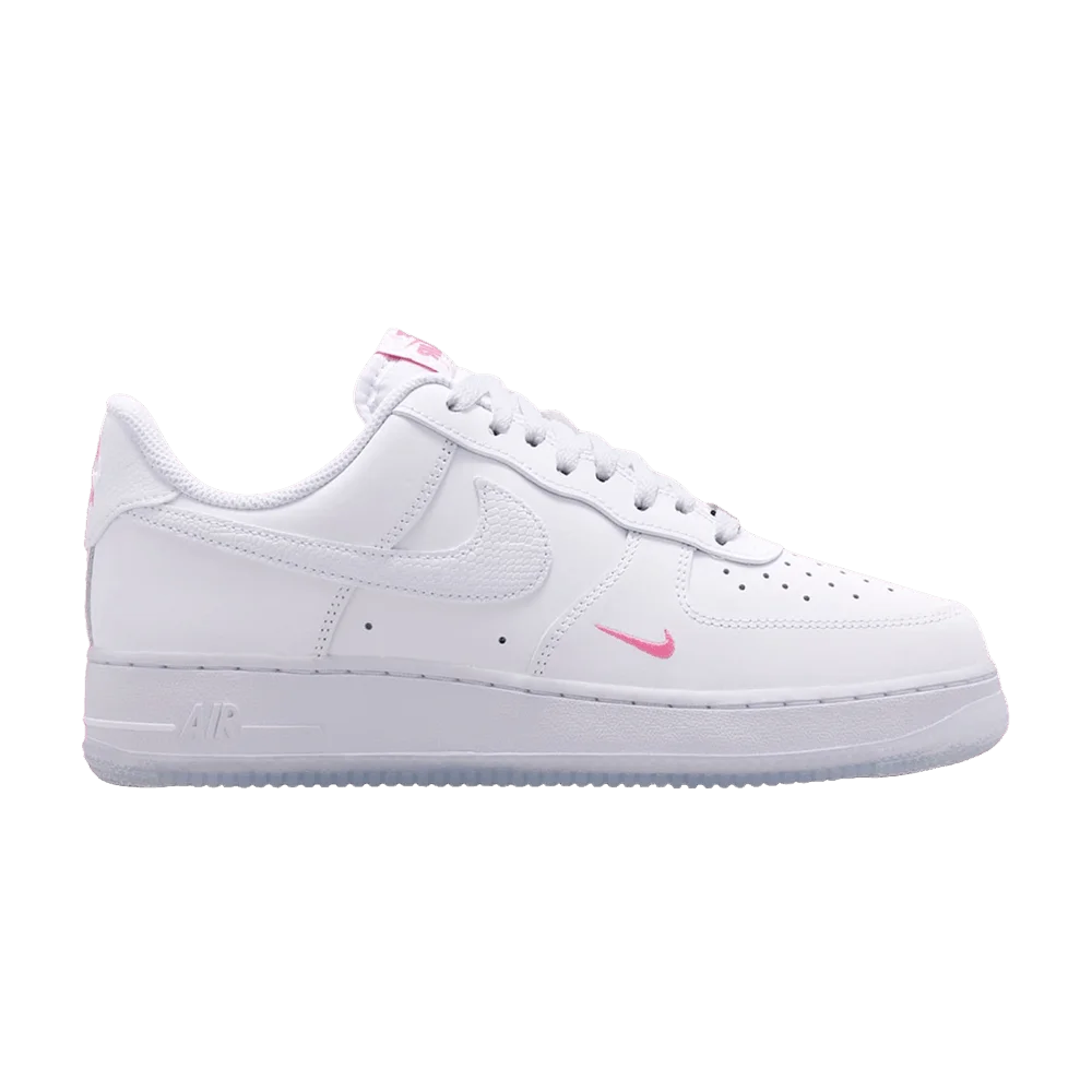 Krossovki-Nike-Wmns-Air-Force-1-07-Low-White-Lotus-Pink