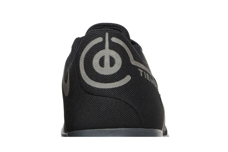 Кроссовки Nike Tiempo Legend 9 Club IC 'Black Metallic Bomber Grey'