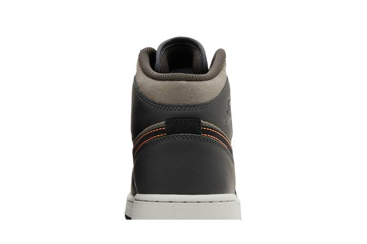 air-jordan-1-mid-se-gs-night-stadium-fq8341-017_06