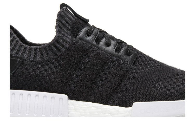 a-ma-maniere-x-invincible-x-nmd_r1-primeknit_01