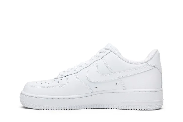 Krossovki-Nike-Air-Force-1-07-White-2