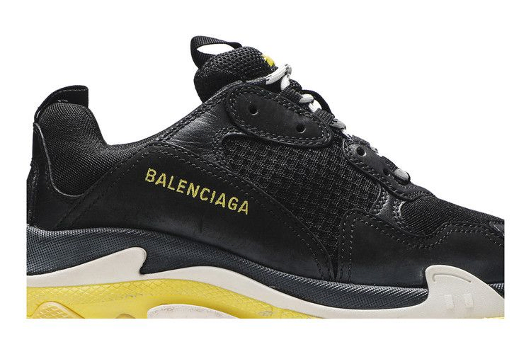 Кроссовки Balenciaga Triple S Sneaker 'Black Yellow'
