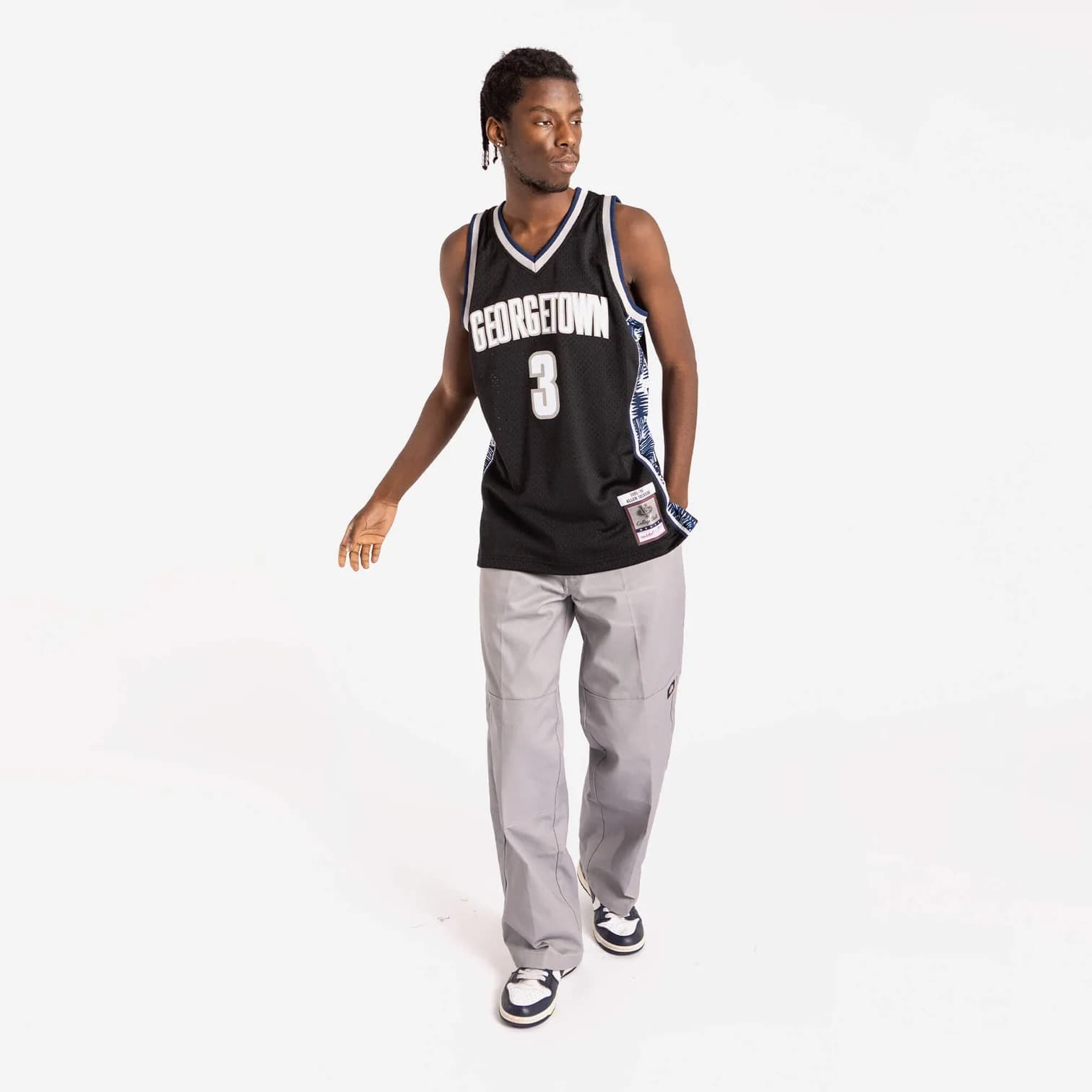 Баскетбольная джерси Mitchell & Ness Allen Iverson Georgetown Hoyas HWC Throwback NCAA Swingman Jersey