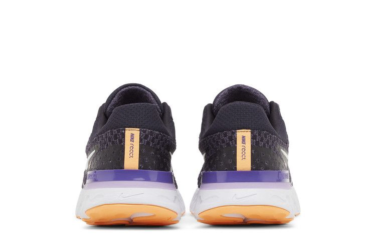 wmns-react-infinity-run-flyknit-3-cave-purple-orange-dd3024-502_05