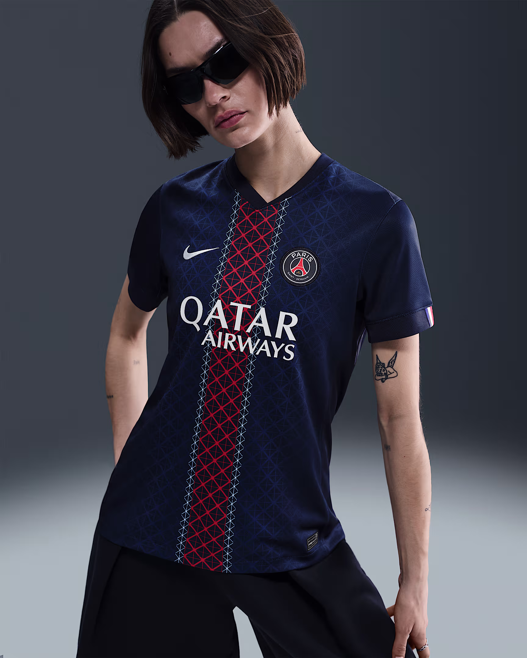 Женское футбольное джерси Paris Saint-Germain 2025/26 Stadium Home