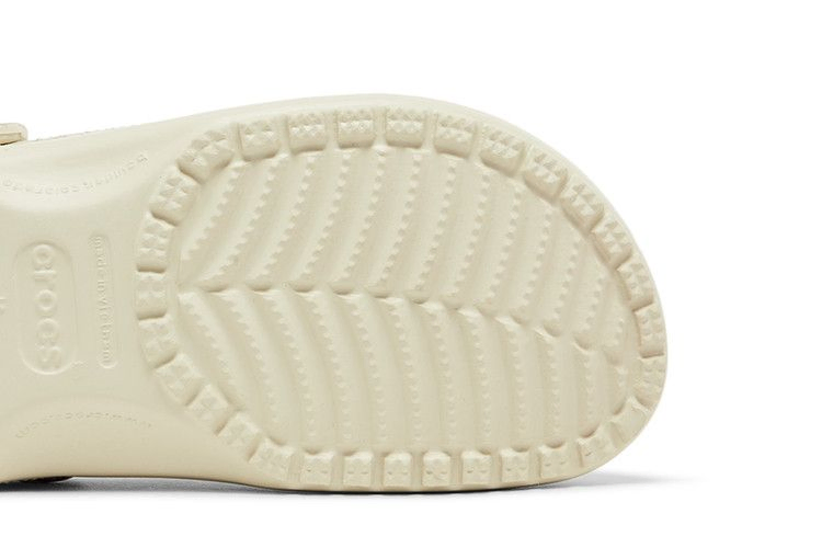 Кроссовки Crocs Jurassic World x Classic Clog 'Bone'